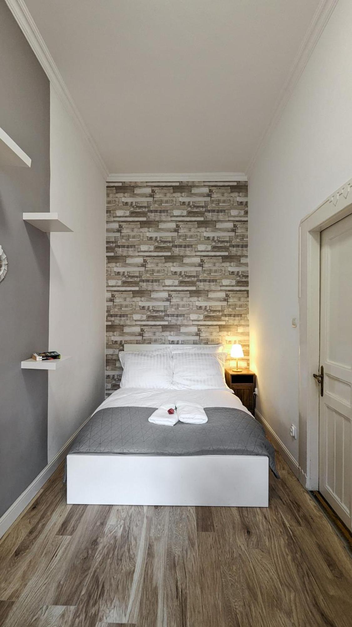 3 Room Apartment In The Beautiful Street Budapest Exterior photo