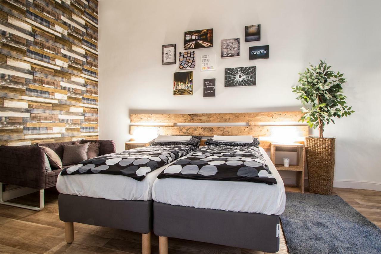 3 Room Apartment In The Beautiful Street Budapest Exterior photo